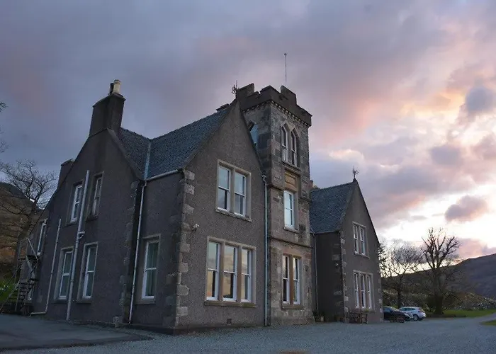 Sconser Hotels