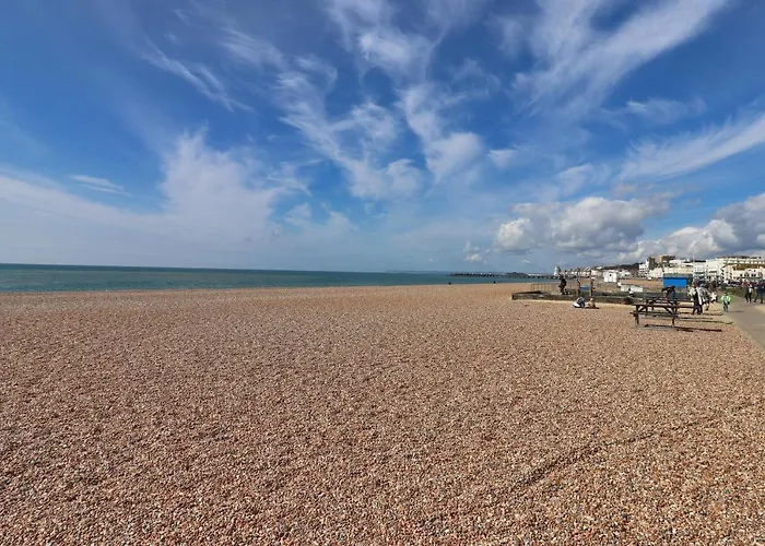 Master Accommodation Suite 5 Hastings