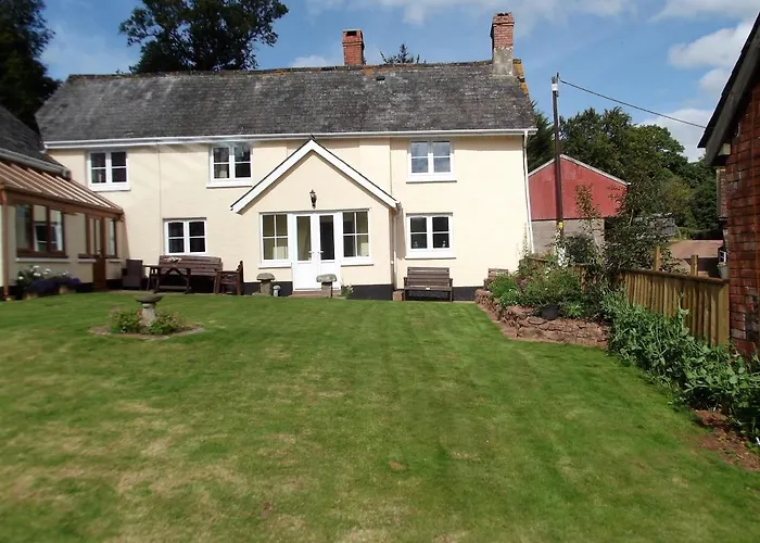 Tiverton (Devon) Hotels
