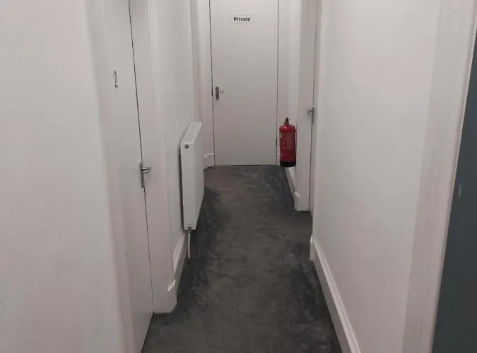 Maze Serviced Apartment Ayr