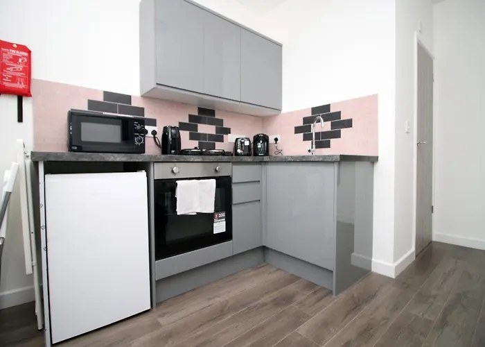 Ty Suites 5 - New Aparthotel In Cardiff