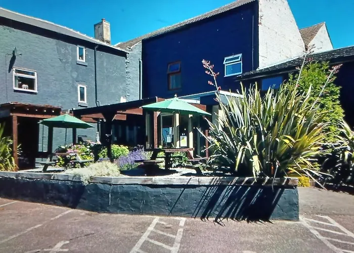 Renishaw Hotels