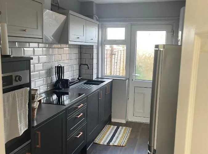 Small Doble, Shared House Filton
