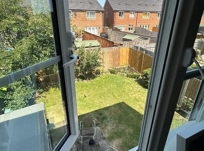 Infinity Guest House Basingstoke