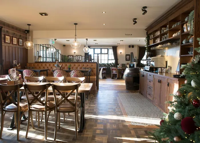 Eaton (Congleton) Hotels