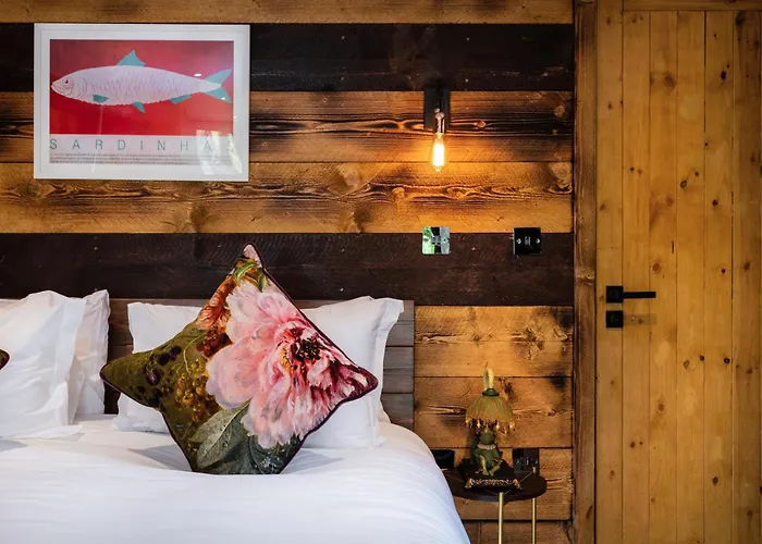 Lulworth Cove Hotels