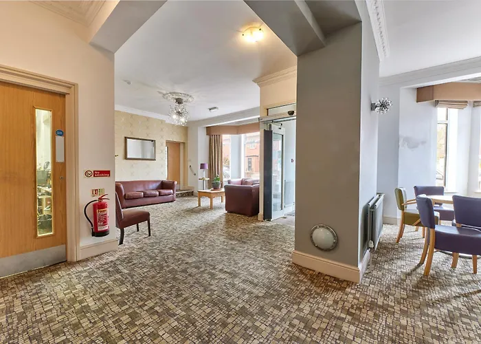 Properties Unique Dene Rooms - Family Room Newcastle upon Tyne