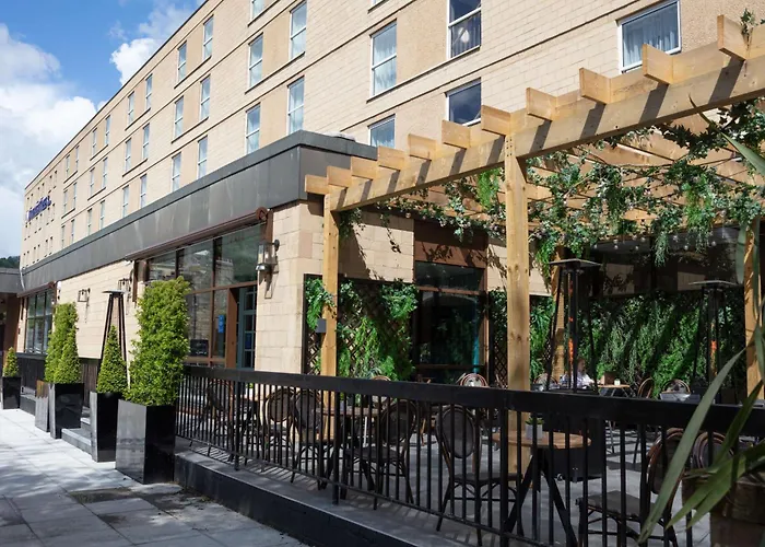 Bath Dog Friendly Lodging and Hotels