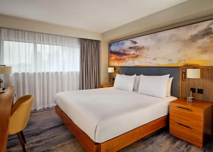 Lincoln Hotels