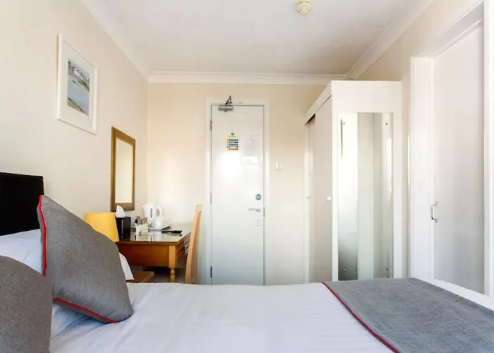 Carbis Bay Hotels
