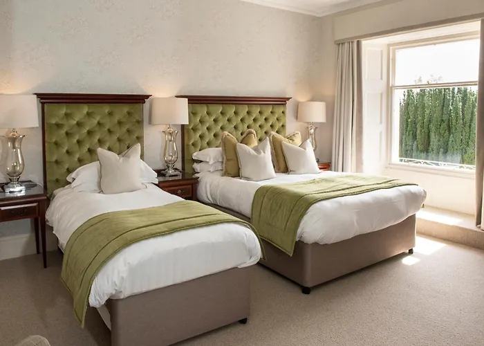 Penrith Hotels