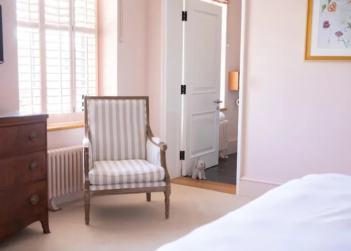 Ely Hotels