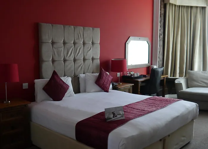 Peterborough Hotels