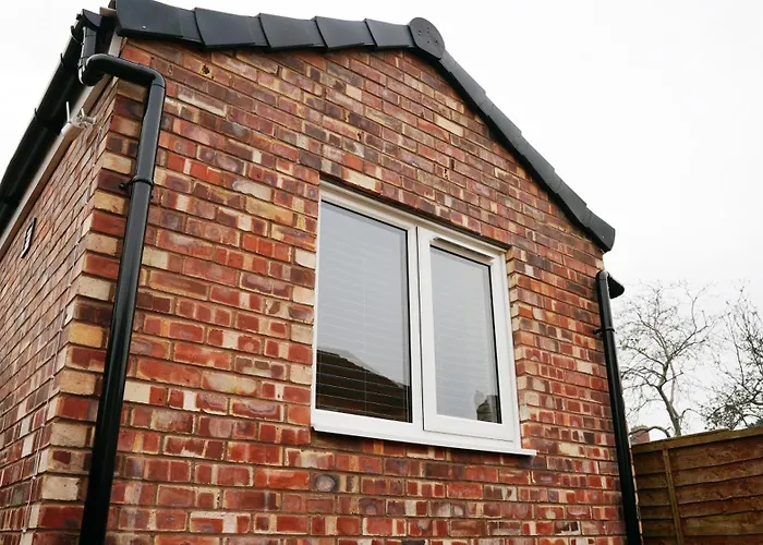 Luxury 2 Guest House, Parking With Ev , Wifi And Netflix Coventry