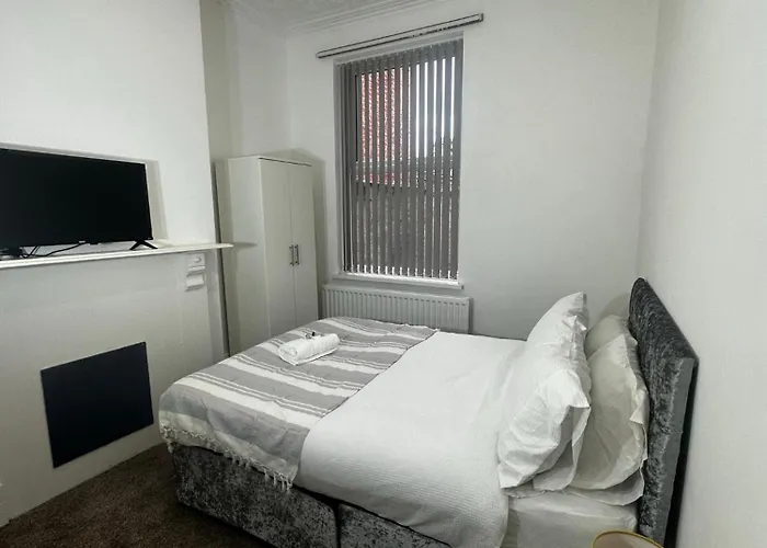 Le Crescent Rooms, Room Stays Middlesbrough