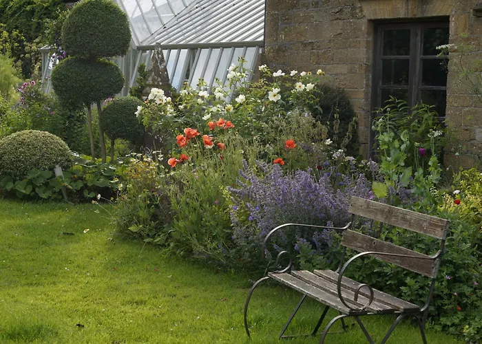 Lower Severalls Farmhouse Crewkerne