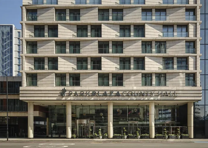 London hotels near Shaftesbury Avenue