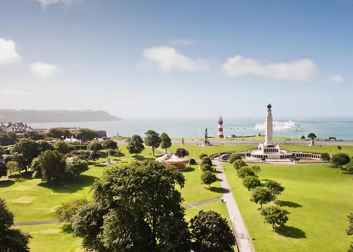 Plymouth Hotels