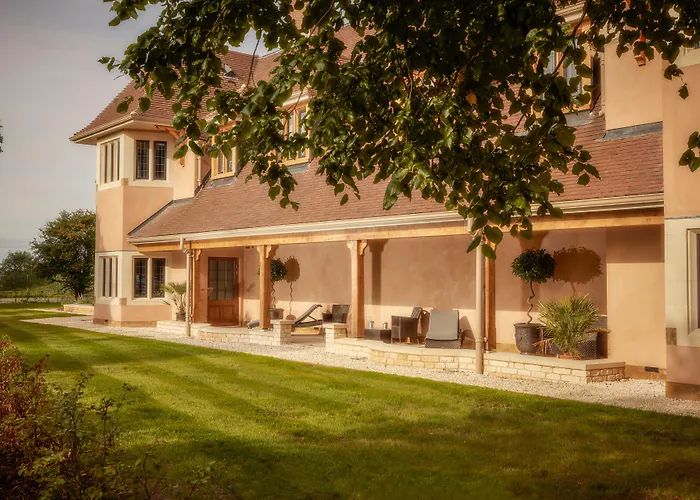 Leamington Spa hotels near Leamington Library Royal Pump Rooms Parade