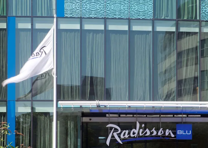 Birmingham hotels near National SEA LIFE Centre Birmingham