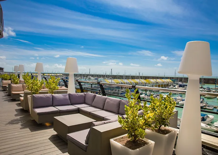 Brighton hotels near Brighton Open Market