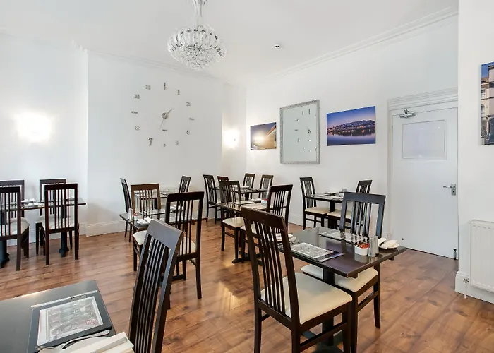 Trelawney Hotel - Guest House Torquay