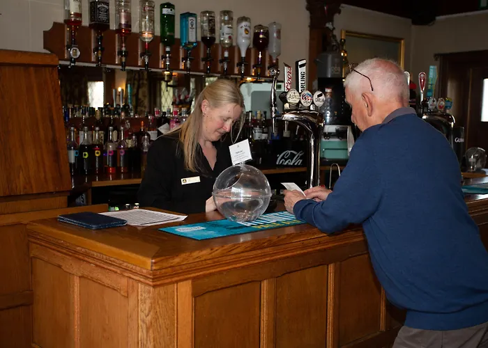 Hopton on Sea Hotels