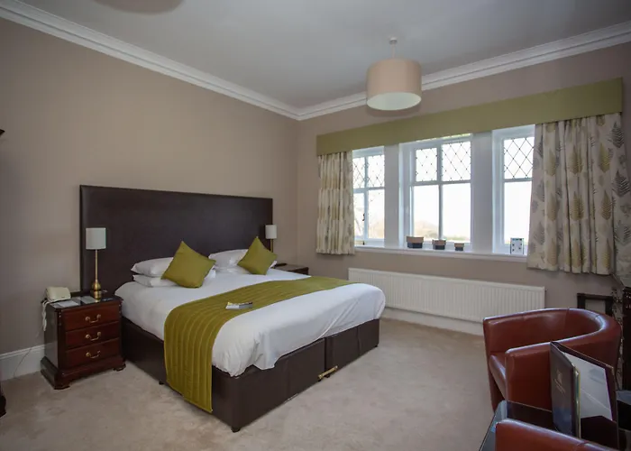 Fincham Hotels