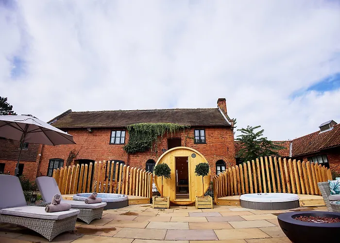 Woodbridge Hotels