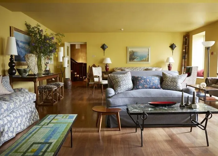 Saint Mawes Hotels