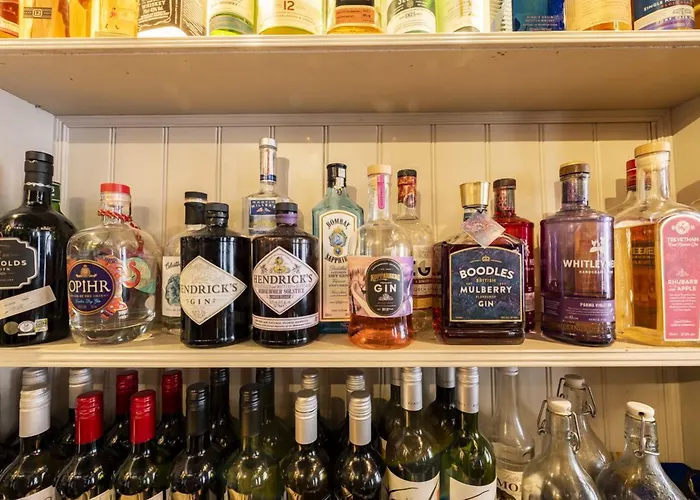 Wotton-under-Edge Hotels
