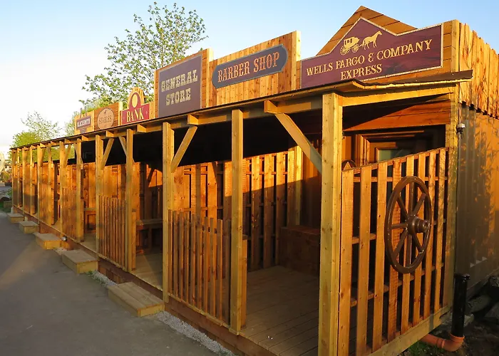 Adventurer'S Village Milton Keynes
