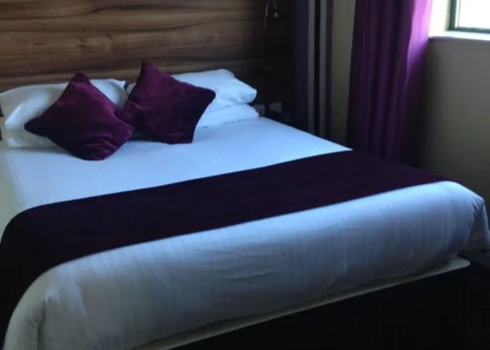 Newry Hotels