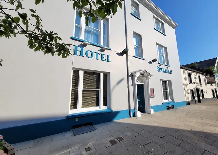 Amroth Hotels