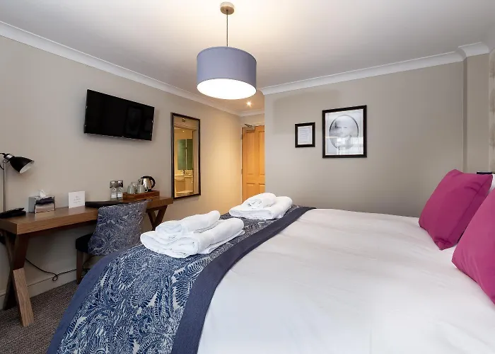 Saint Neots Hotels