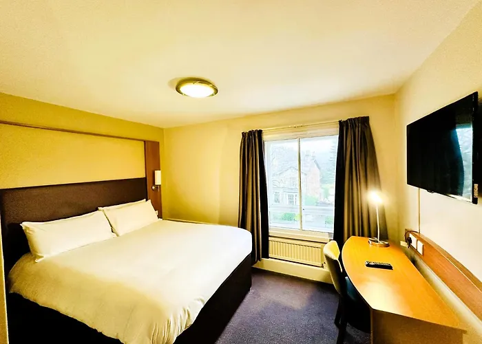 Altrincham Hotels