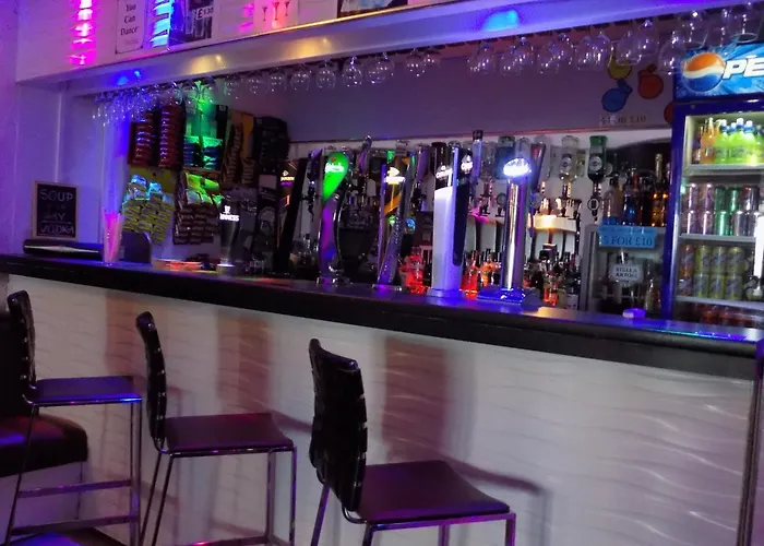 Blackpool hotels near The Grundy Art Gallery