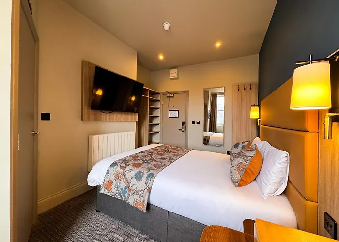 Whitby hotels near Dracula Experience Ltd