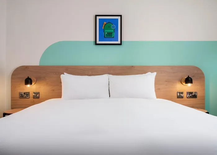 Brantingham Hotels