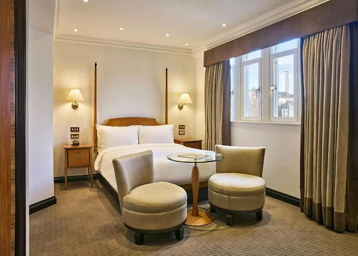 London hotels near Tower Bridge