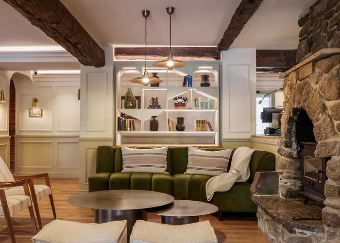Ashburton Hotels