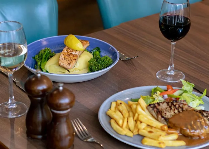 Clavering Hotels