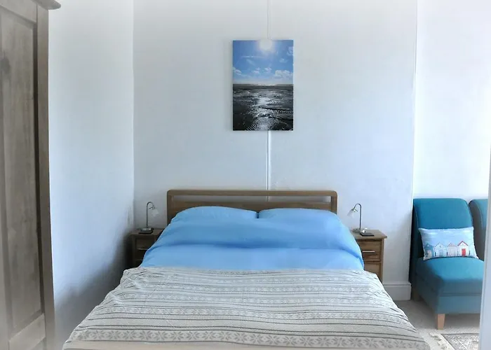 Tintagel Hotels