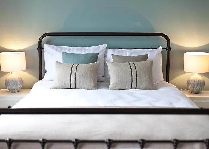 Cheddar Hotels