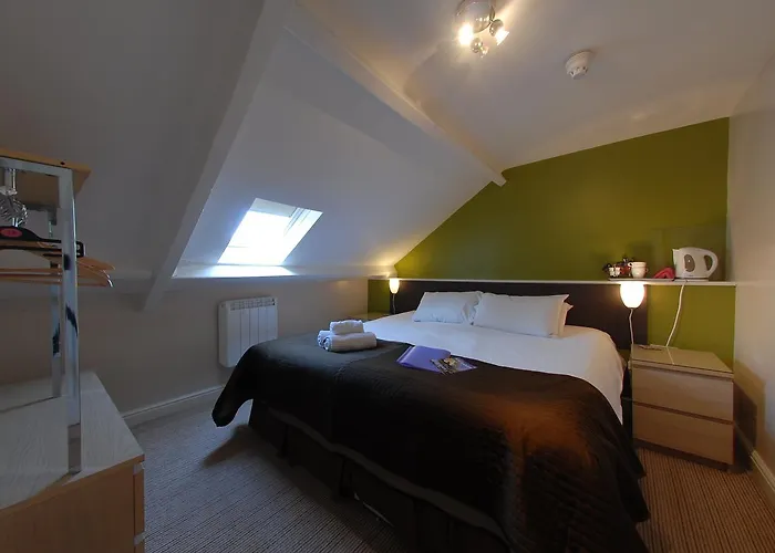 Whitby hotels near Captain Cook Memorial Museum Whitby