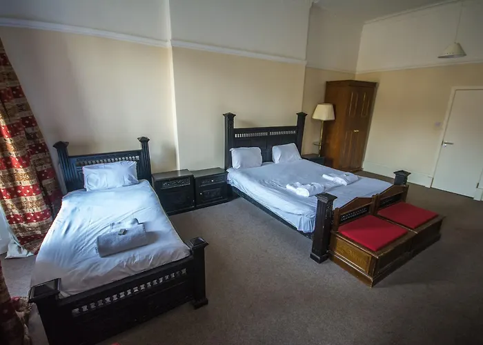 Edinburgh hotels near Princes Street