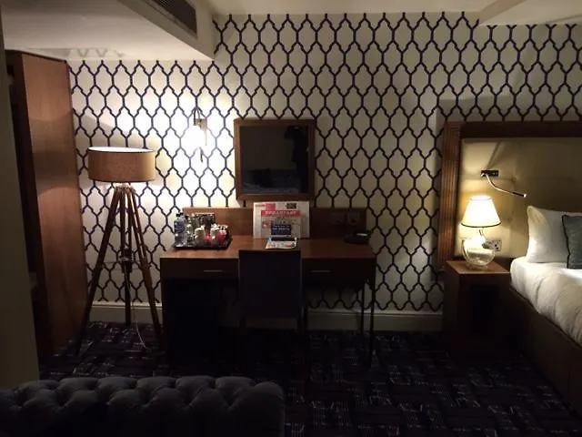 Worcester Hotels