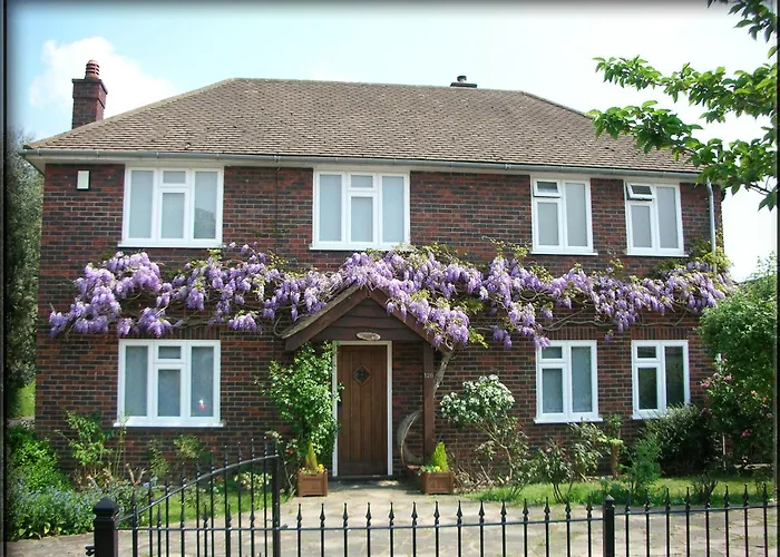 Clay Farm Guest House Bromley