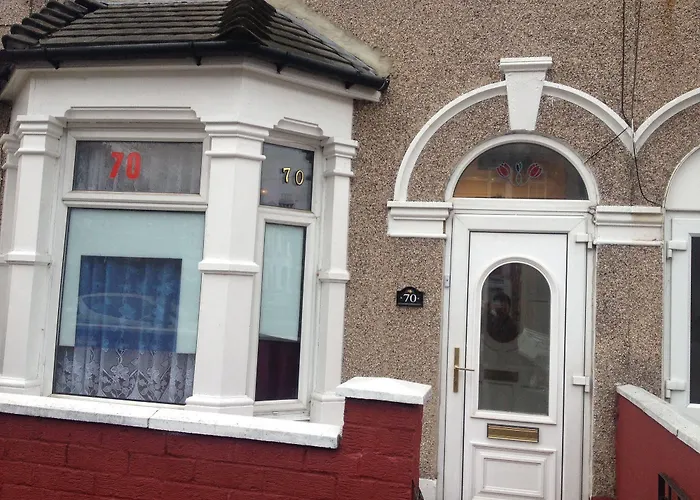70 Hockley Avenue Hotel Barking 