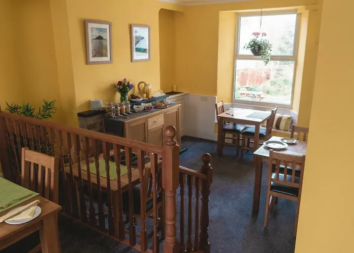Strathallan Guest House Helston